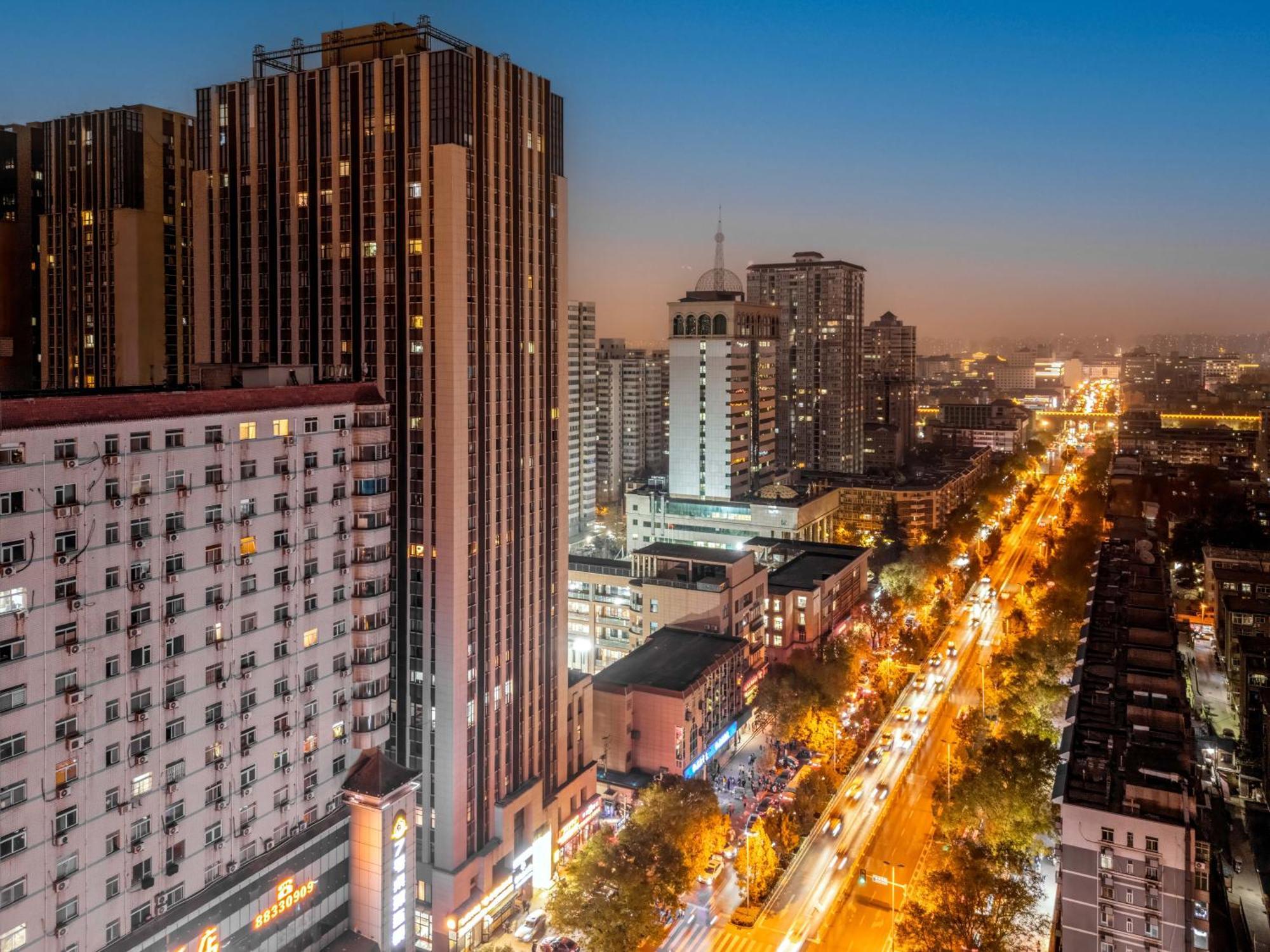 Hesu Designer Hotel & Suites -Near Xi'An Drum Tower And Yongning Gate -Free Laundry Luggage Storage -Kitty Cafe With Freshly Ground Coffee -24H Front Desk -English Service Exteriör bild