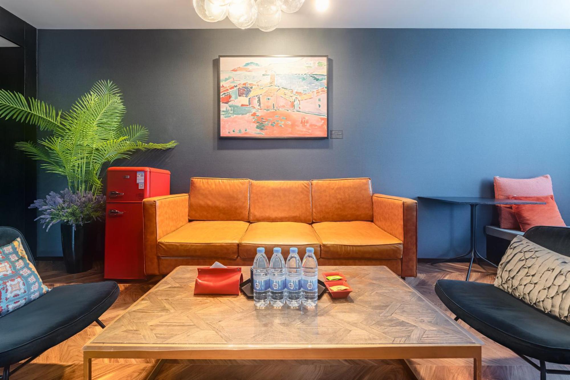 Hesu Designer Hotel & Suites -Near Xi'An Drum Tower And Yongning Gate -Free Laundry Luggage Storage -Kitty Cafe With Freshly Ground Coffee -24H Front Desk -English Service Exteriör bild