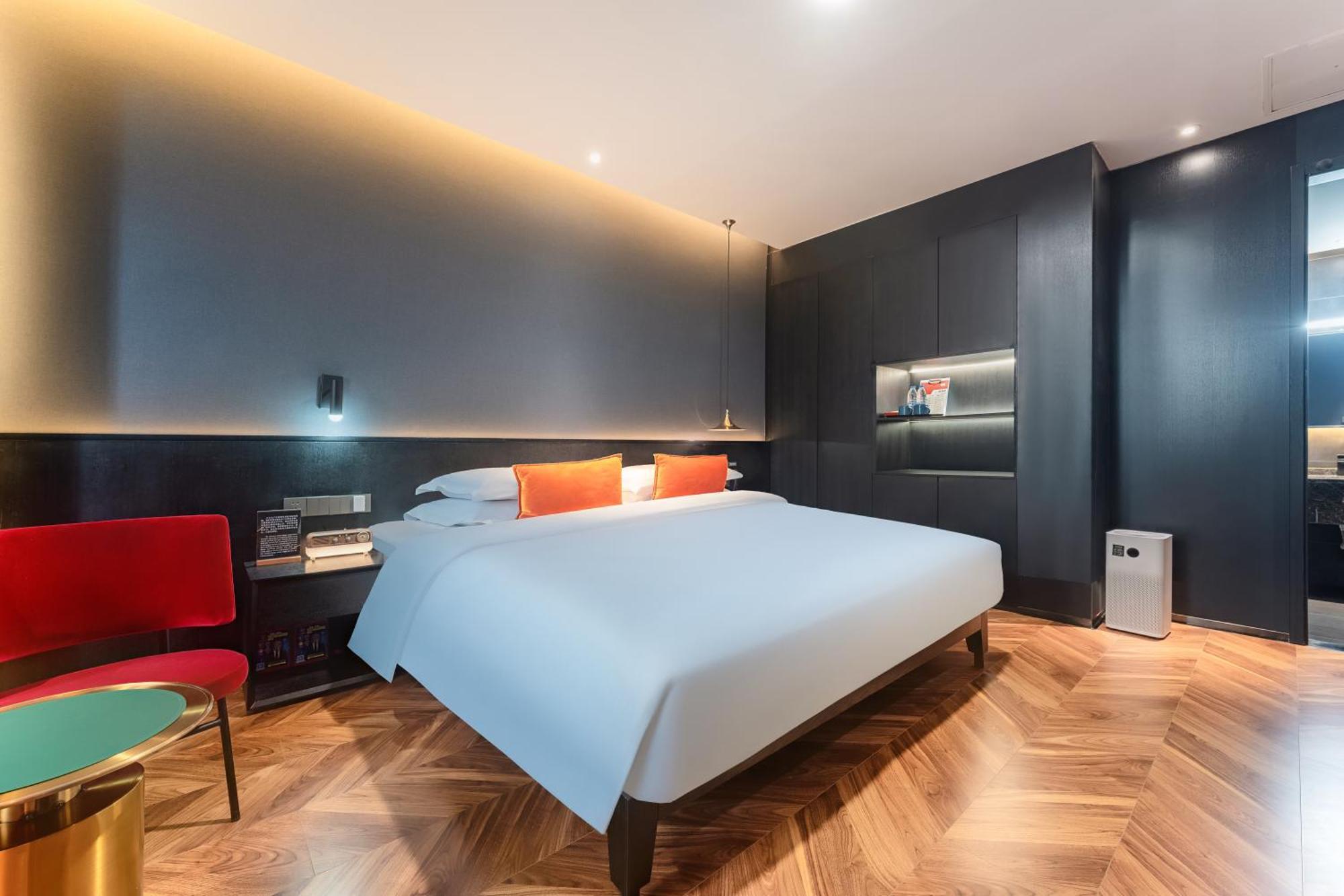Hesu Designer Hotel & Suites -Near Xi'An Drum Tower And Yongning Gate -Free Laundry Luggage Storage -Kitty Cafe With Freshly Ground Coffee -24H Front Desk -English Service Exteriör bild