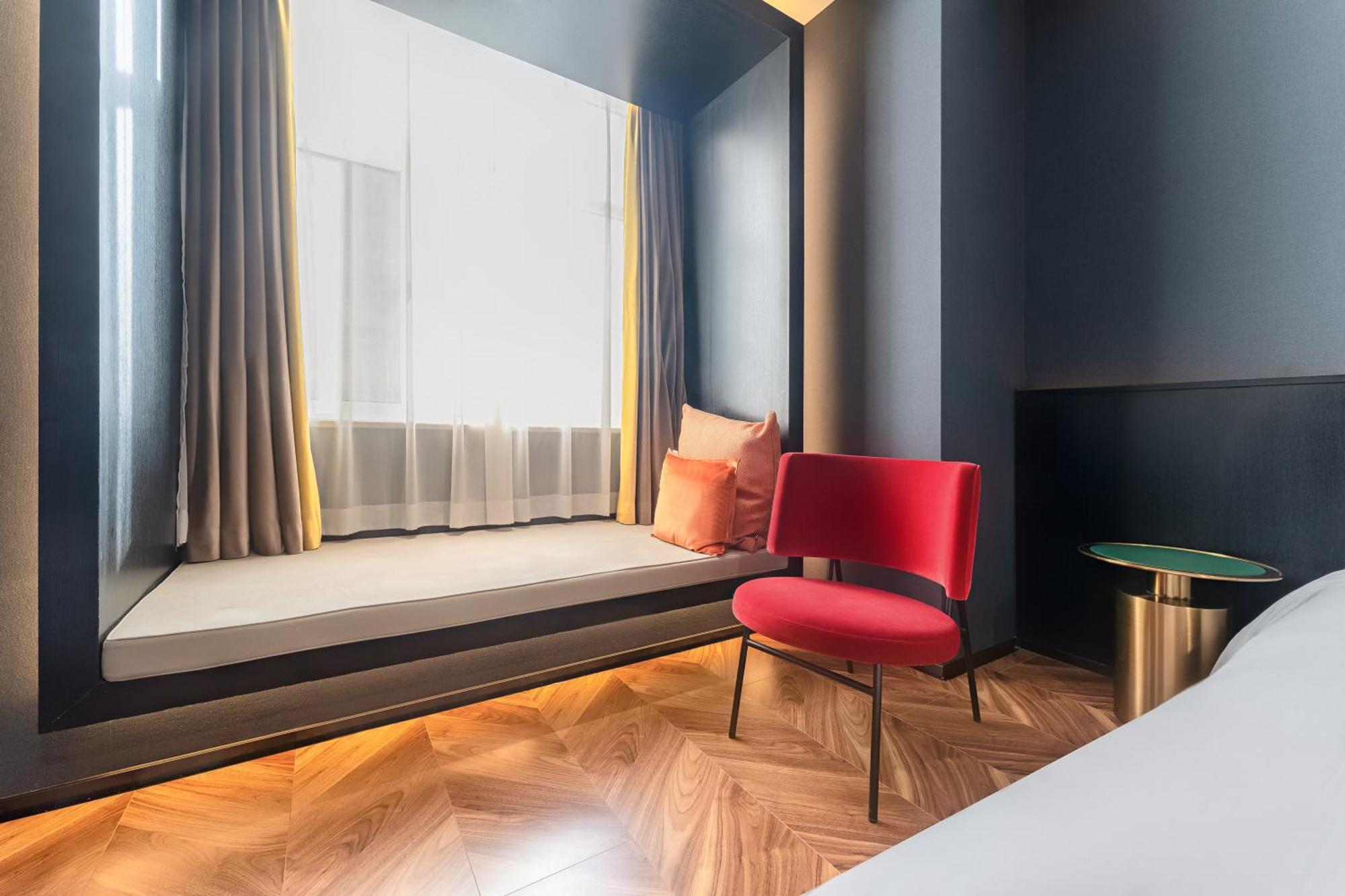 Hesu Designer Hotel & Suites -Near Xi'An Drum Tower And Yongning Gate -Free Laundry Luggage Storage -Kitty Cafe With Freshly Ground Coffee -24H Front Desk -English Service Exteriör bild